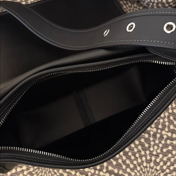 Coach Limited Originals Glovetan Patricia Legacy Re-Issue Bag Black Leather - Picture 4 of 16